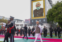 देश को महंगी पड़ रही PM मोदी की विदेश यात्रा, 5 साल में खर्च हो गए 362 करोड़ रुपए